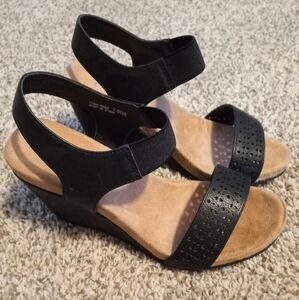 CL by laundry go on 2 super suede women's shoes 7.5